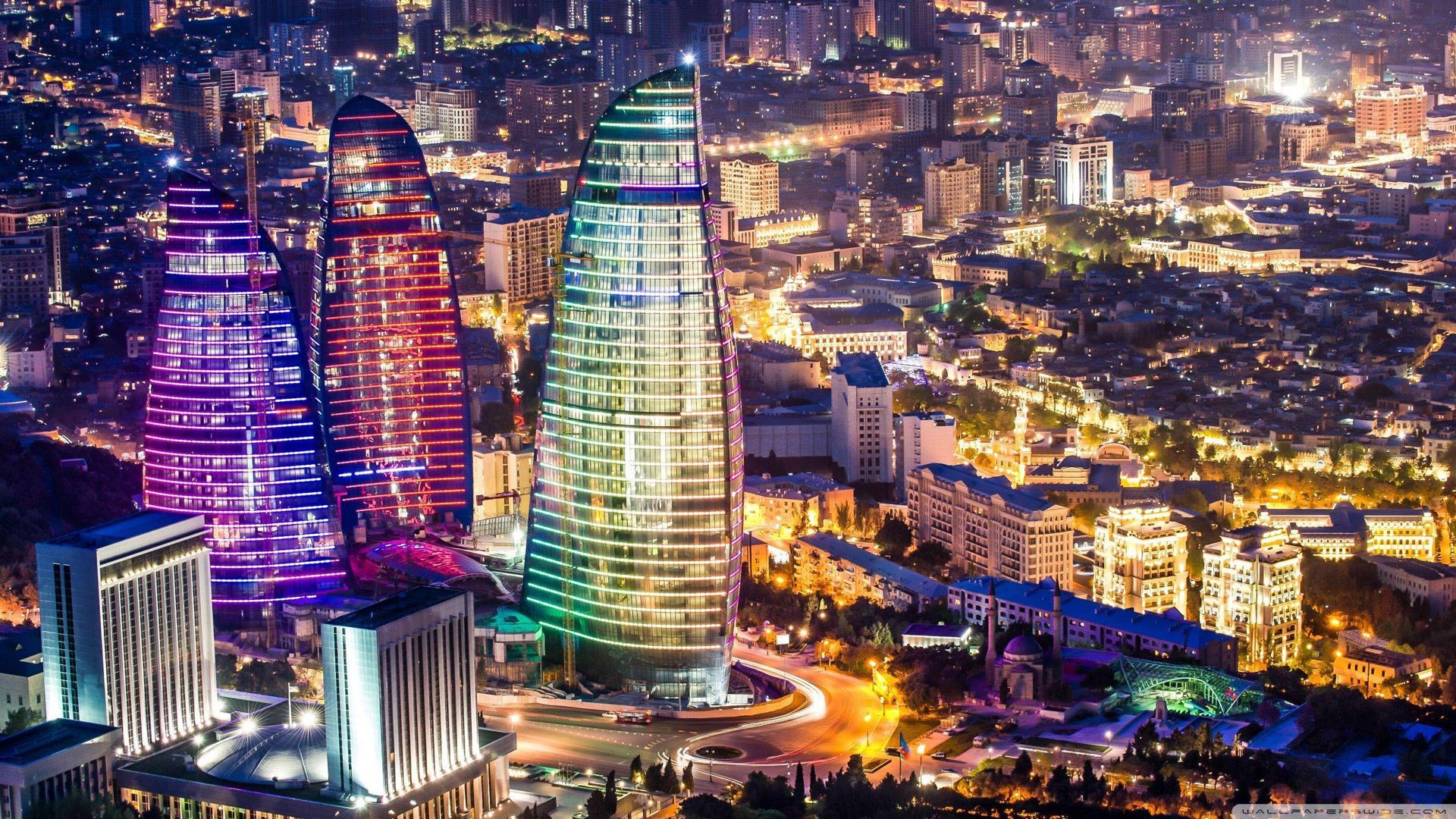 Посредством PayPorter вы можете осуществлять ваши быстрые, удобные и надежные денежные переводы в Азербайджан по самым приемлемым ценам!